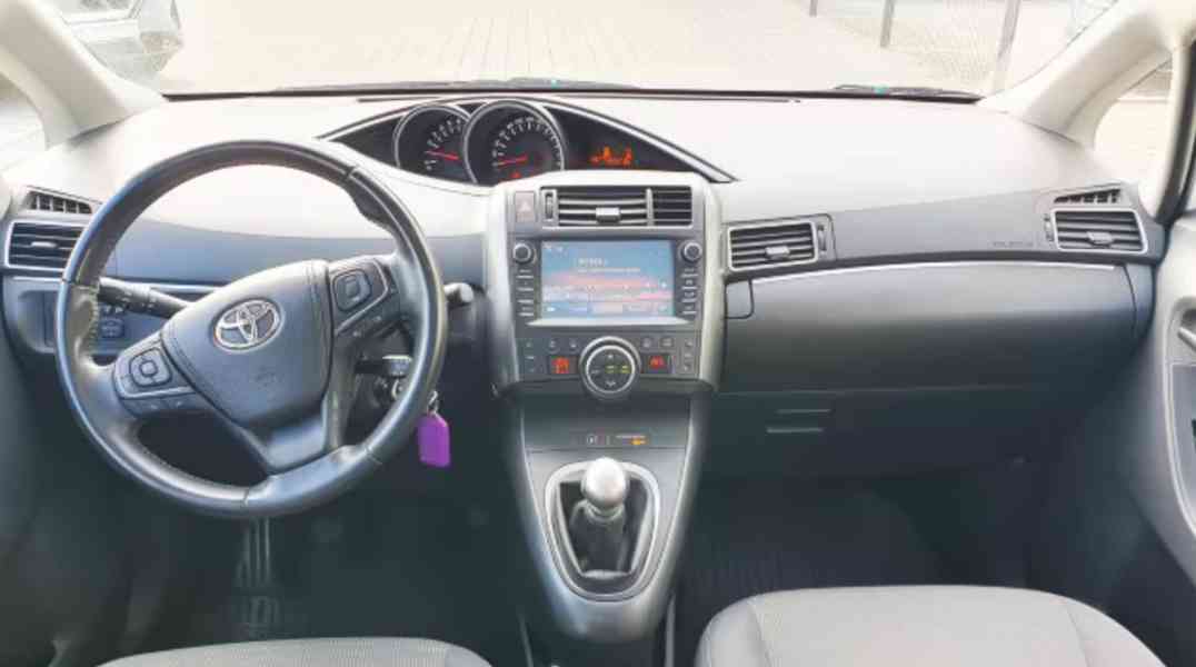 Toyota Verso 1.8i Edition S benzín 108kw - foto 8