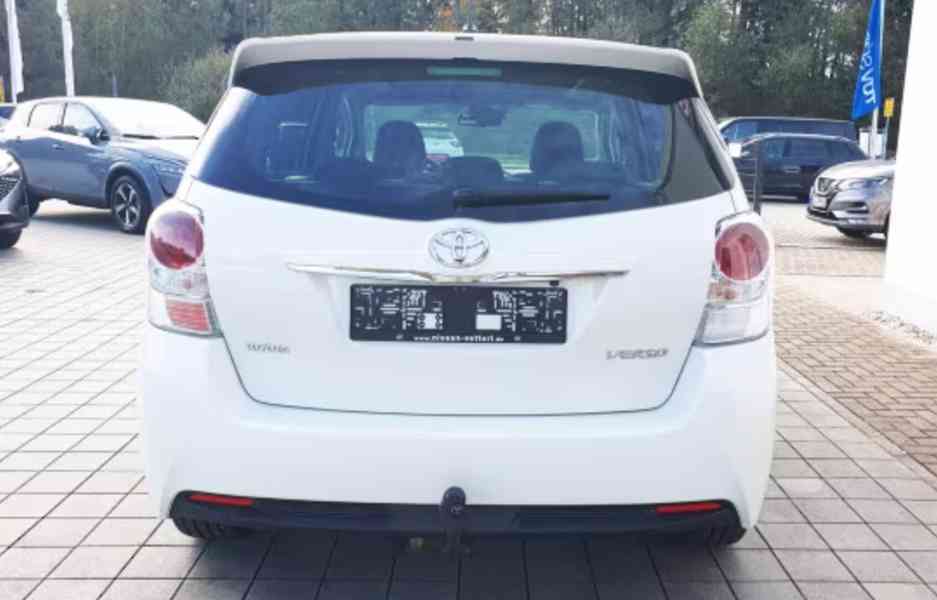 Toyota Verso 1.8i Edition S benzín 108kw - foto 12