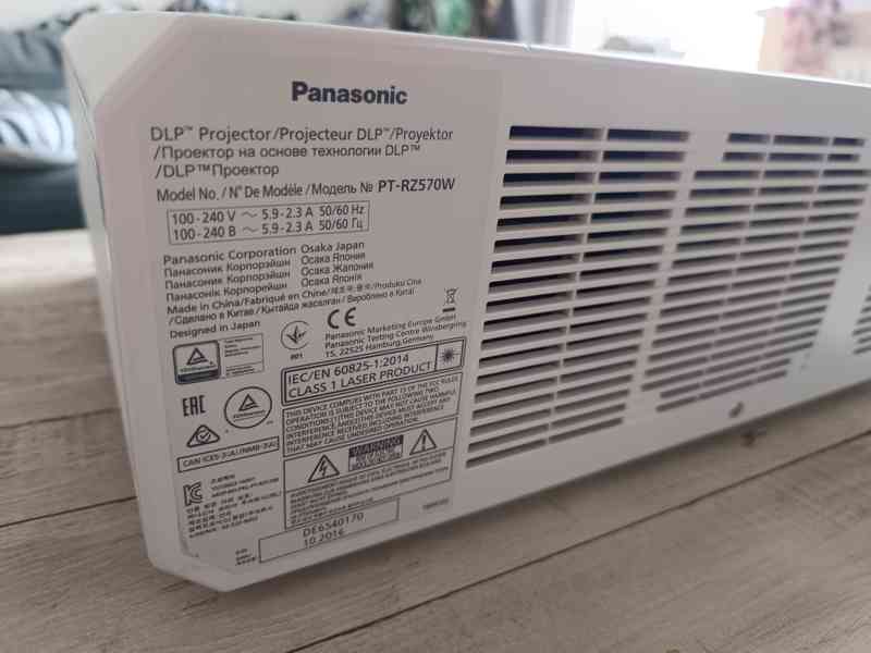 Panasonic PT-RZ570W - foto 7