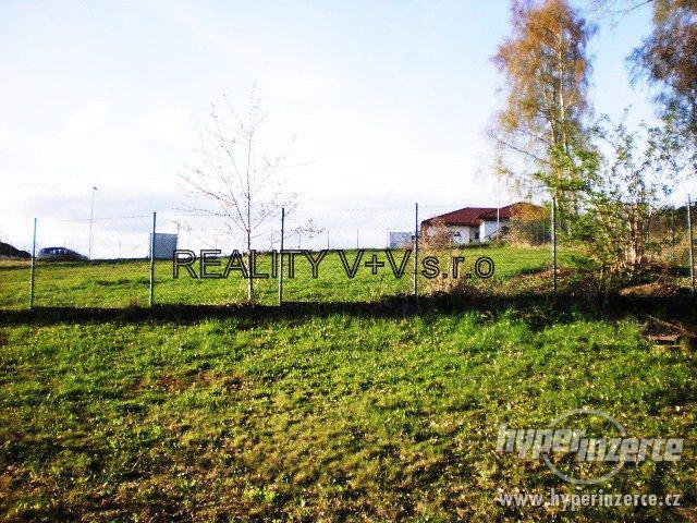 Prodej 748- Pouzemek pro bydlení 1898m2, Hlincová Hora - foto 1