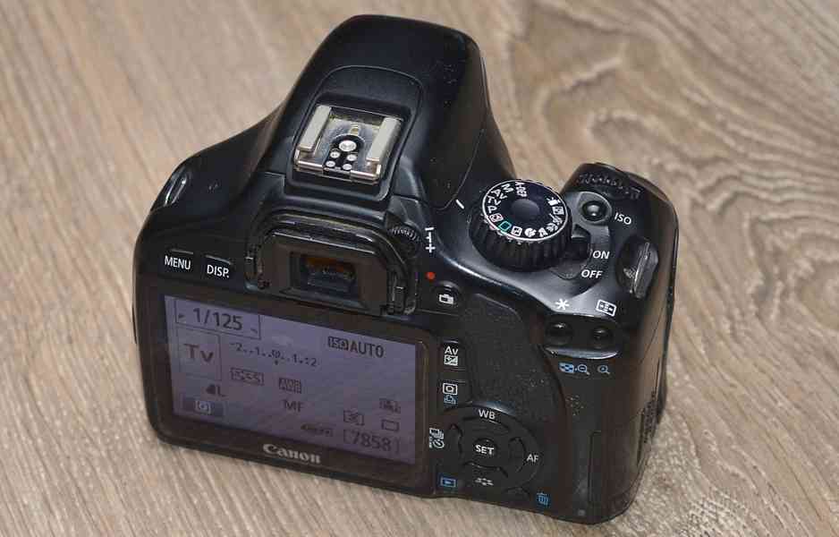 Canon EOS 550D *CMOS *Full HDV*Live View*41500 Exp - foto 5