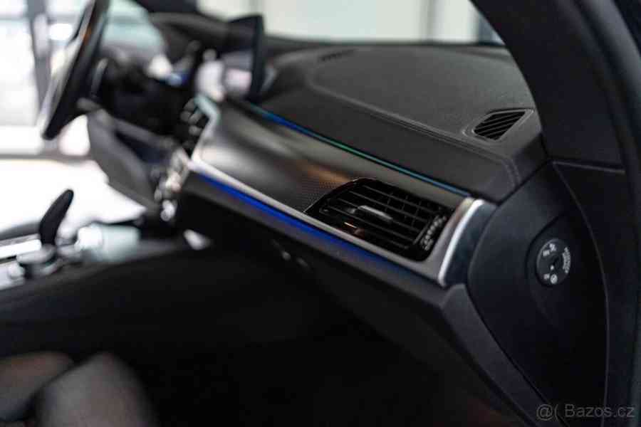 BMW Řada 6 3,0   630d GT xDrive - foto 11
