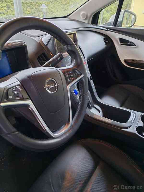 Opel Ampera 1,4   Plug-Hybrid - foto 14