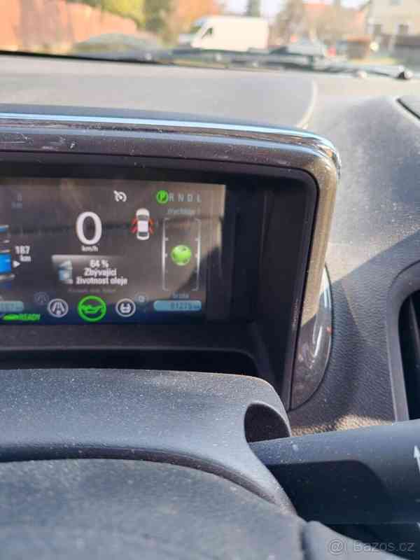 Opel Ampera 1,4   Plug-Hybrid - foto 2