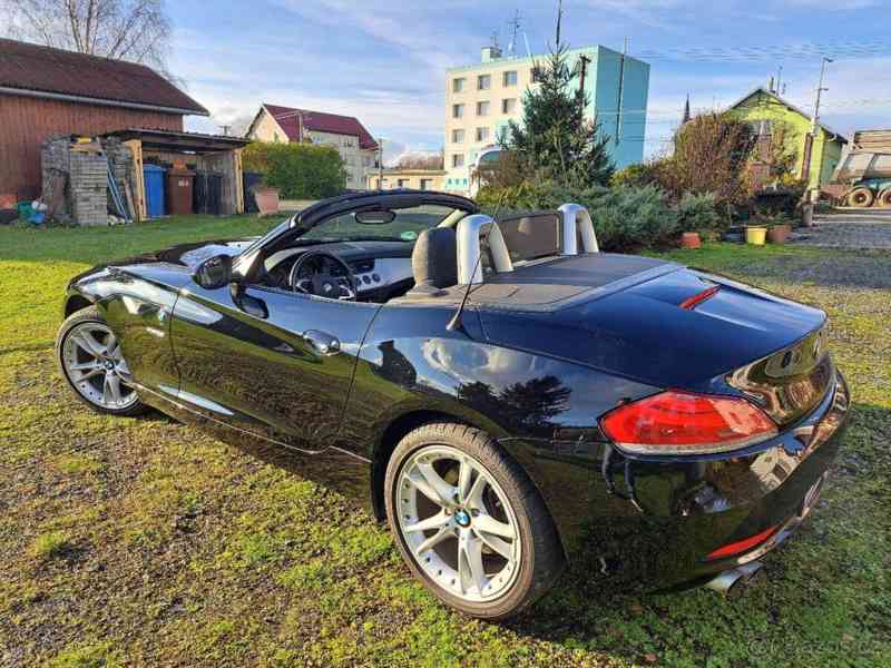 BMW Z4 2,5   150Kw, manuál,6 válec - foto 15