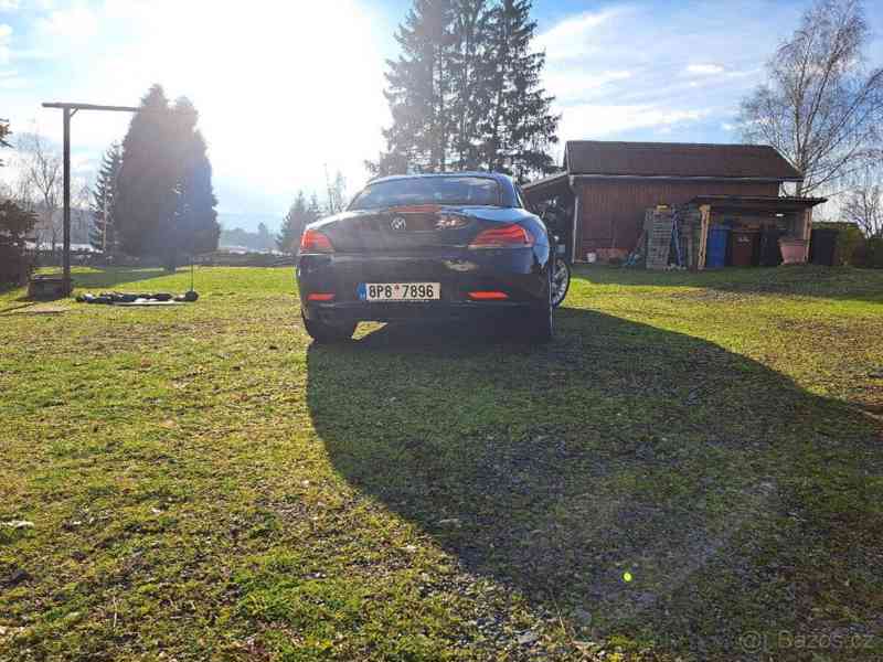 BMW Z4 2,5   150Kw, manuál,6 válec - foto 17