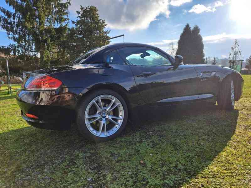 BMW Z4 2,5   150Kw, manuál,6 válec - foto 10