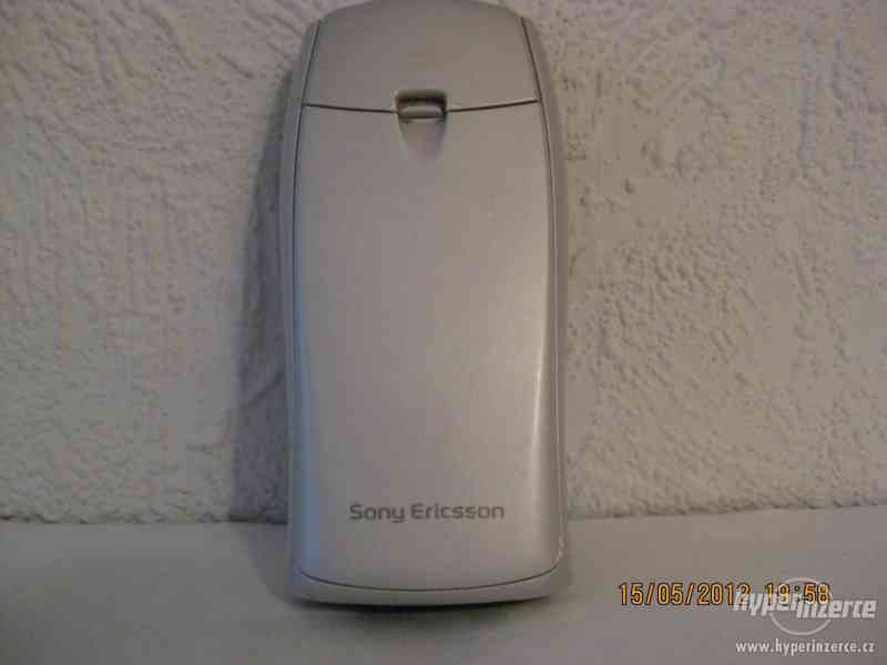 SonyEricsson T68i - foto 3