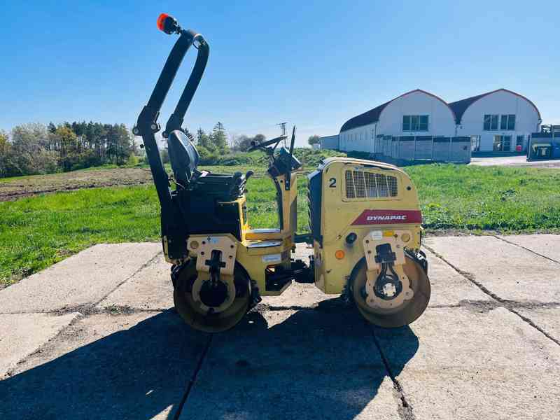 Vibrační válec Dynapac CC900 (Možnost leasingu) - foto 5