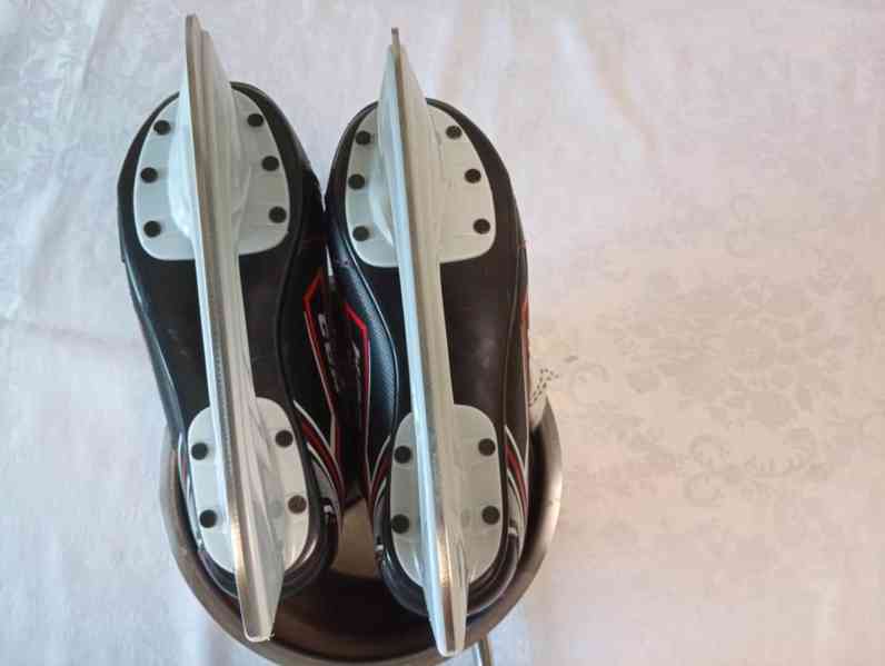 Dětské hokejové brusle zn. CCM JETSPEED   - foto 4