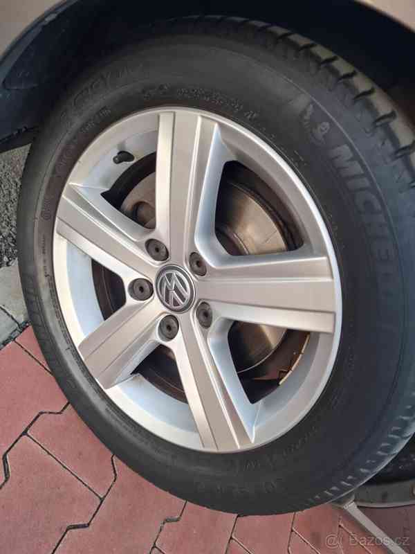 Volkswagen Golf Sportsvan 1,4   TSI (92kW) - foto 19