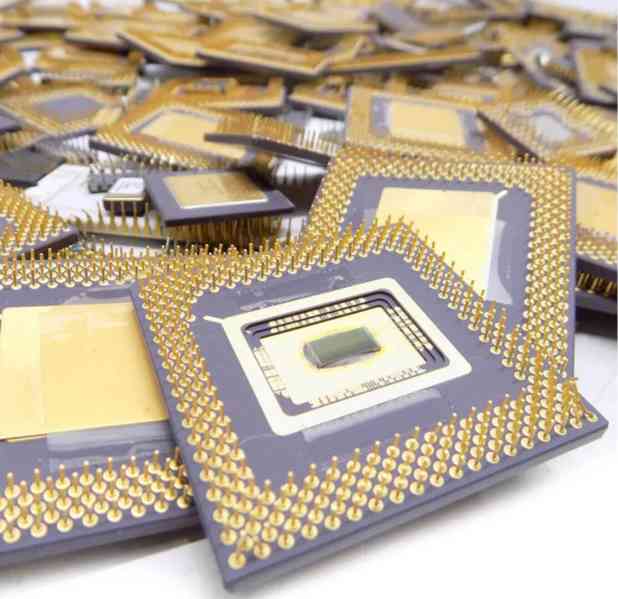 Keramický procesor CPU, Intel 486 - foto 2