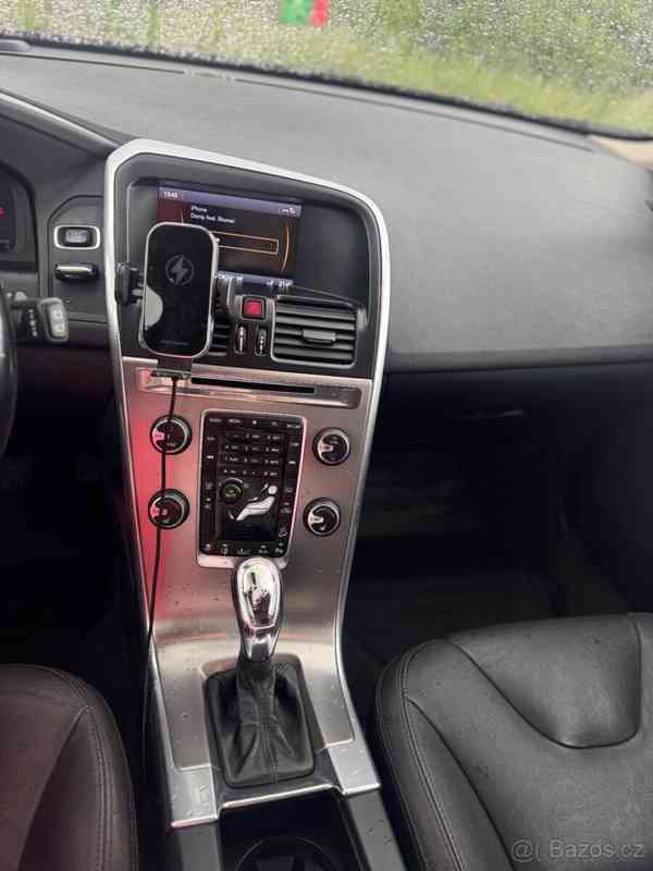 Volvo XC60 2,4 - foto 16