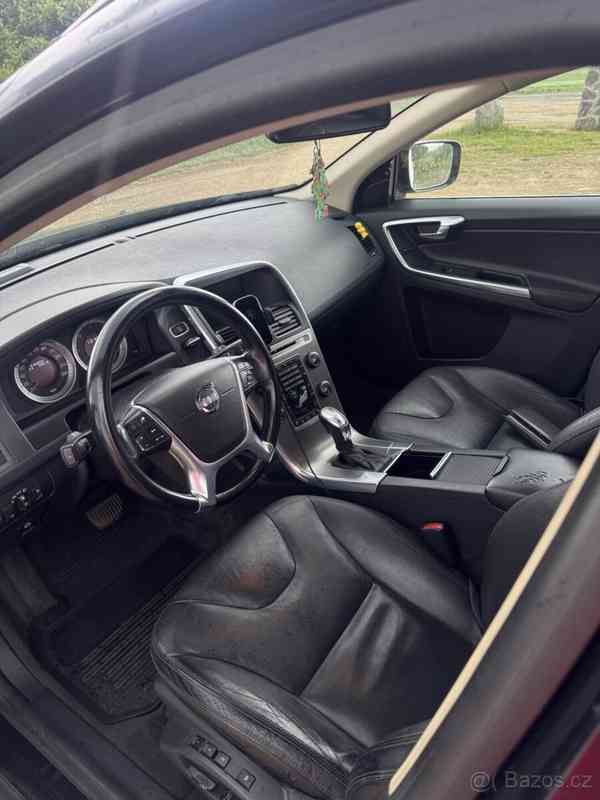 Volvo XC60 2,4 - foto 12