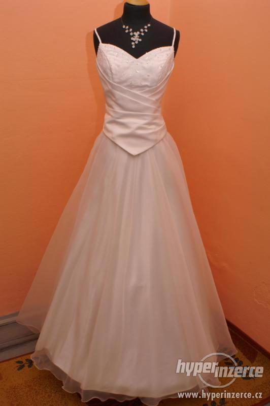 Levné svatební šaty vel. 38 - foto 1