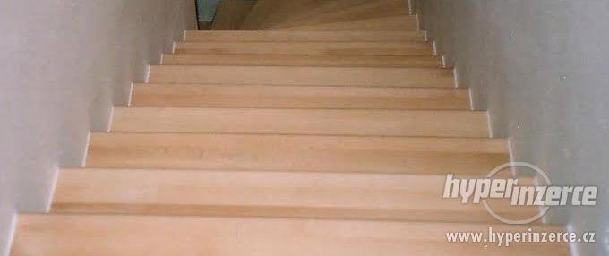Dřevěná stupnice - schod - foto 1