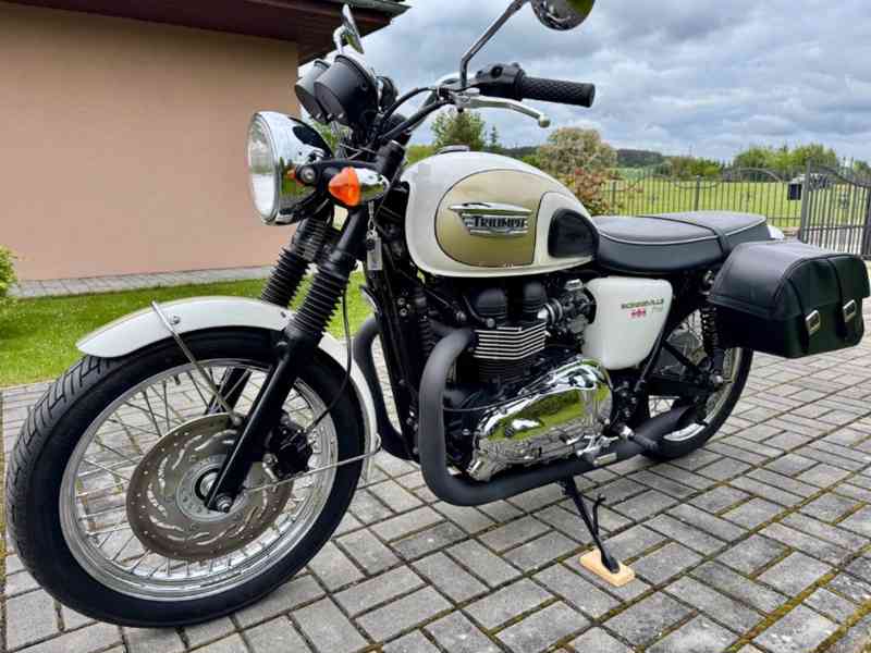 Triumph Bonneville T100 - foto 7