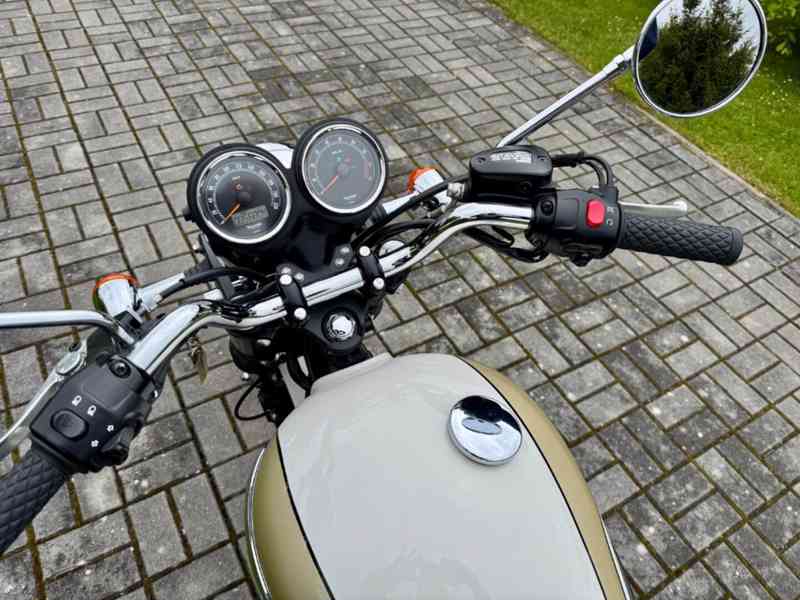 Triumph Bonneville T100 - foto 11