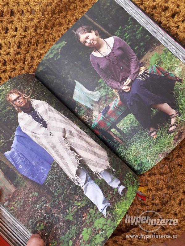 Kniha Kmeny, nová - foto 8