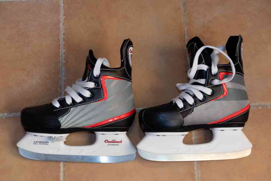 Chlapecké lední brusle Crowned Bolt, v35 až v38 - foto 2
