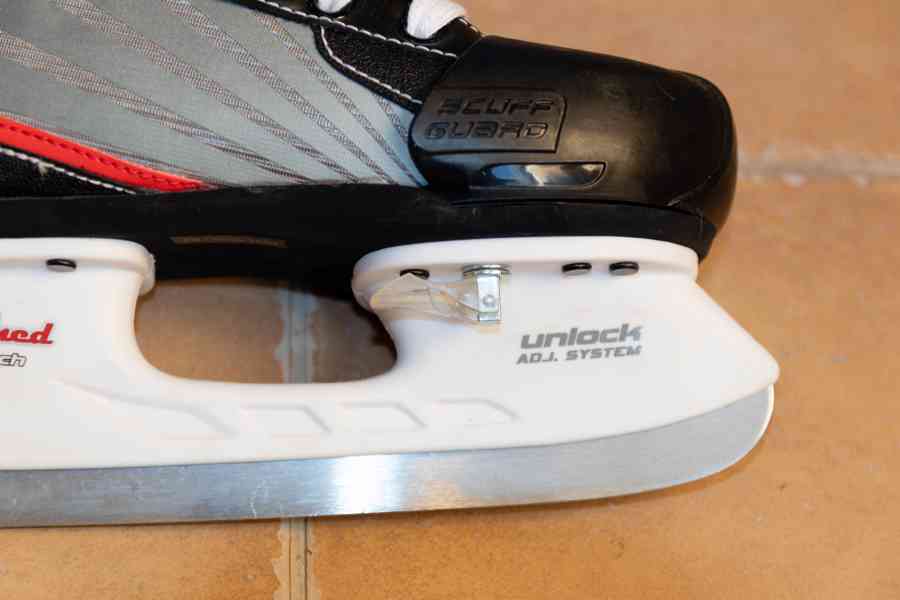 Chlapecké lední brusle Crowned Bolt, v35 až v38 - foto 3