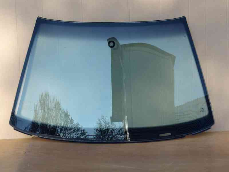 Čelní sklo Škoda Octavia I - senzor - foto 1