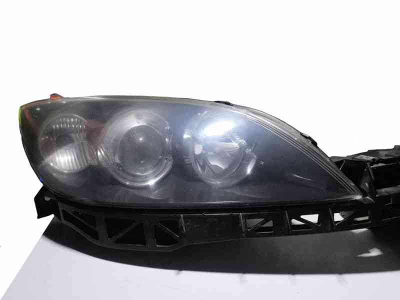predni svetla mazda 3 bk 2005 rok bazar Hyperinzerce.cz