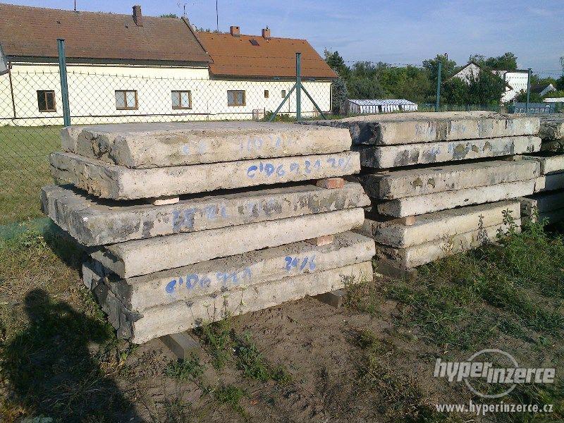 Prodám použité betonové panely - foto 1