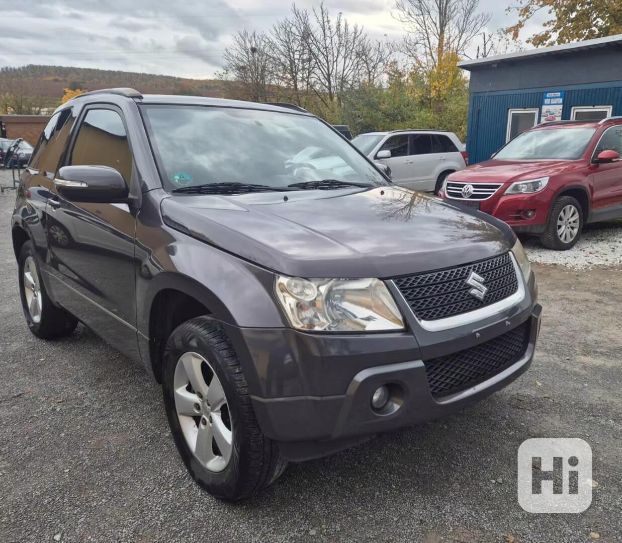 Suzuki Grand Vitara 2.4i Club benzín 122kw - foto 1