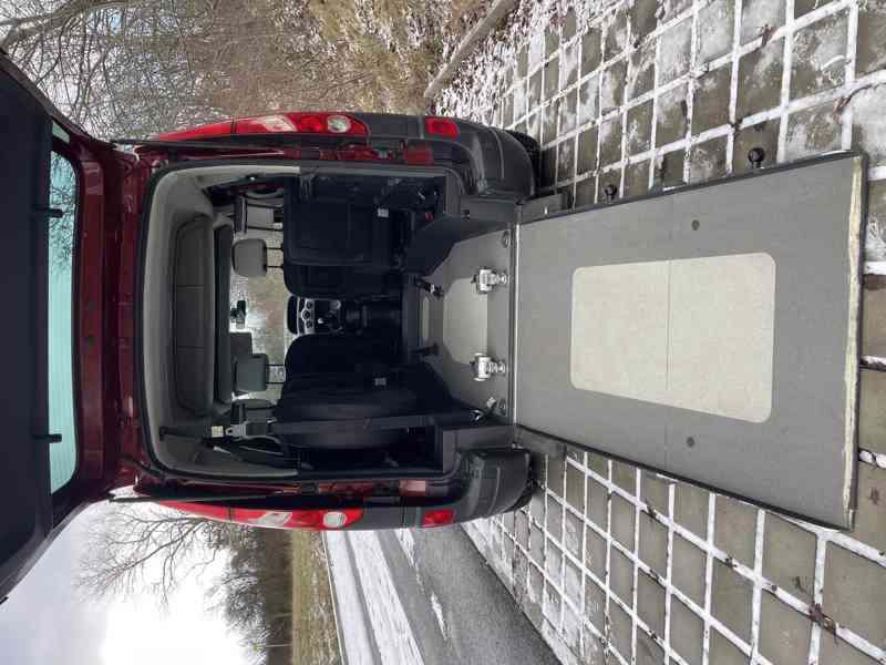 Renault Kangoo: rampa pro převoz vozíčkáře - foto 5