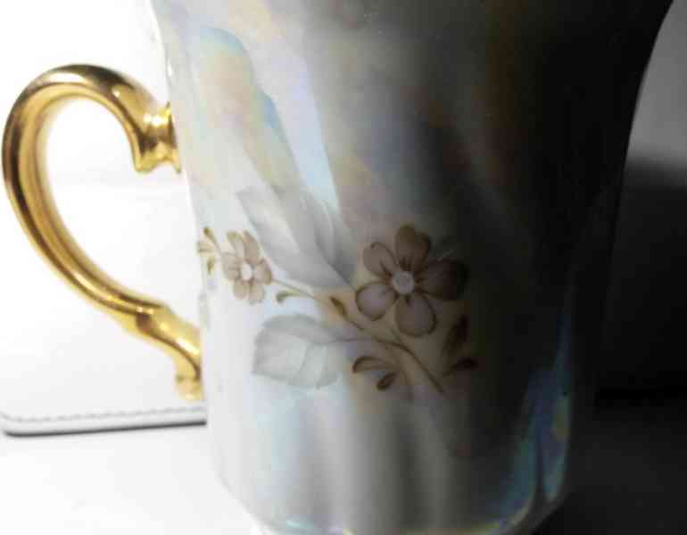 Hrníček s růžičkou - foto 5