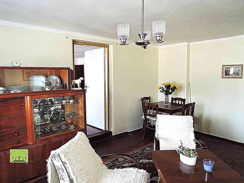 Rozsáhlý RD +další budovy + pozemky  Dřínov, okr. Kroměříž - foto 11