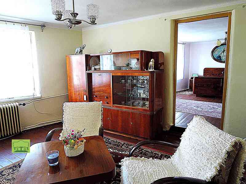 Rozsáhlý RD +další budovy + pozemky  Dřínov, okr. Kroměříž - foto 8