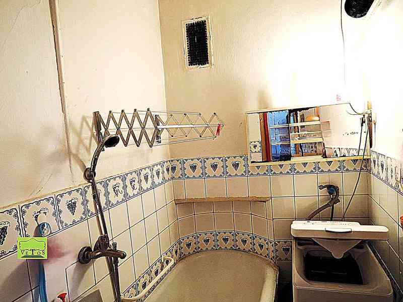 Rozsáhlý RD +další budovy + pozemky  Dřínov, okr. Kroměříž - foto 10