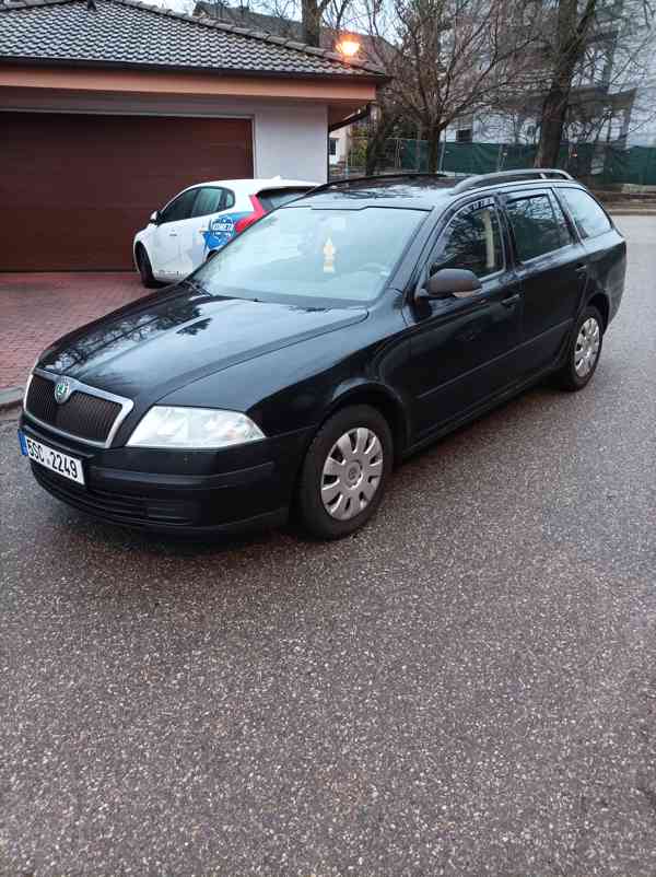 Škoda Octavia II Combi - foto 3