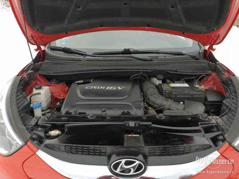 Prodám Hyundai ix35, 4x4 Red Edition - foto 9