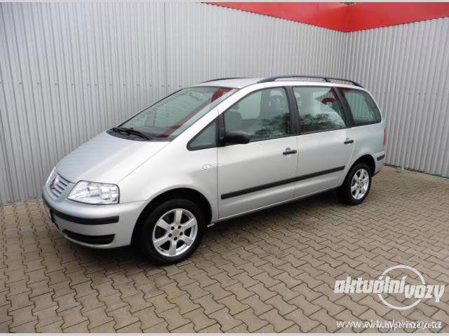 Volkswagen Sharan 1.9, nafta, rok 2003, el. okna, STK, centrál, klima - foto 1