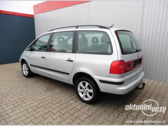 Volkswagen Sharan 1.9, nafta, rok 2003, el. okna, STK, centrál, klima - foto 13