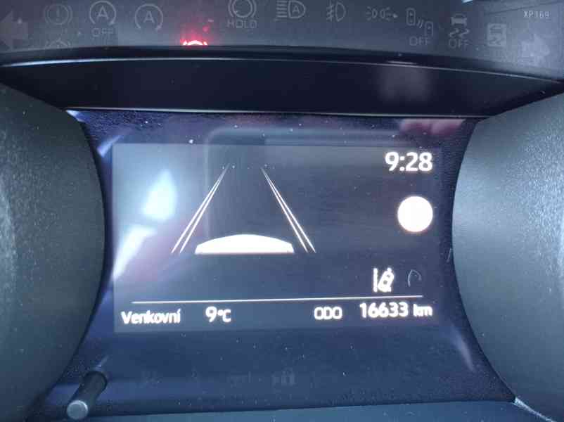 Toyota Yaris 1.5 Hybrid REZERVACE  - foto 25