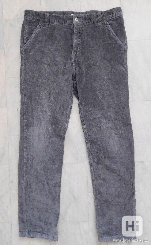 šedé manžestrové kalhoty - foto 1