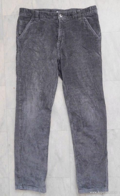 šedé manžestrové kalhoty - foto 1