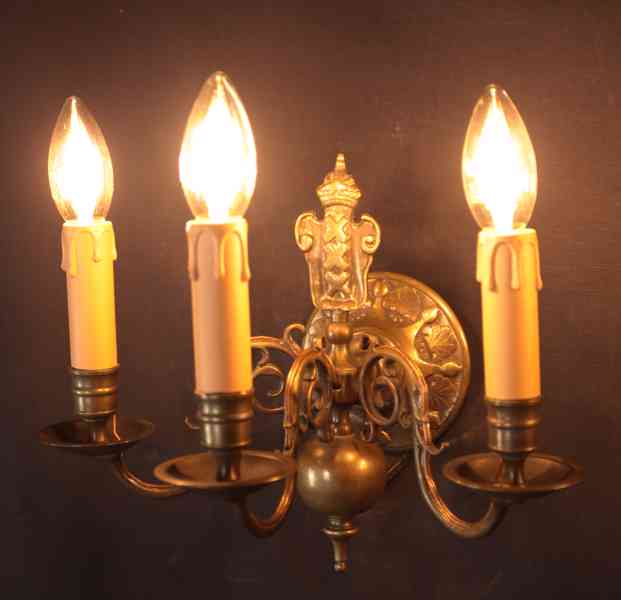 Starožitné nástěnné lampy s erbem Bronz - foto 6