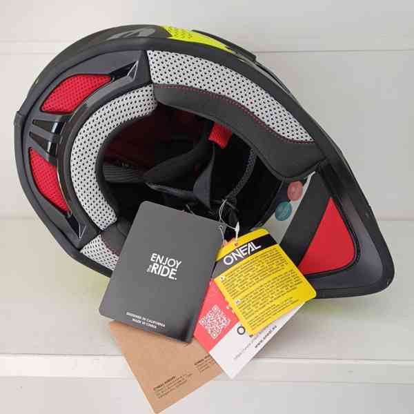 Enduro přilba Oneal Sierra R 2024 - foto 7