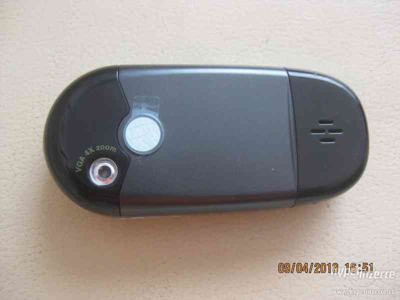 Motorola V80 - neblokované telefony s češtinou z r.2004 - foto 9