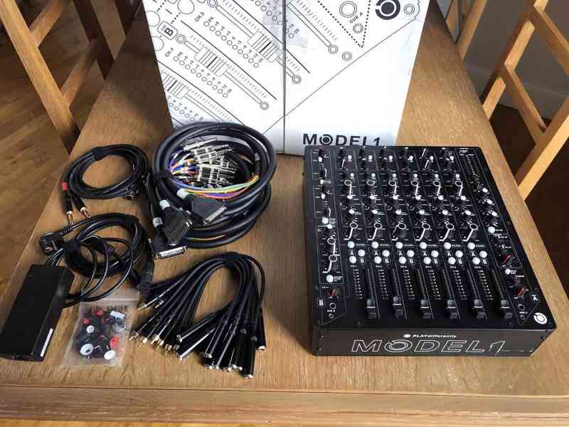 Denon DJ Prime 4+, Allen & Heath Xone:96, PLAYdifferently MO - foto 4