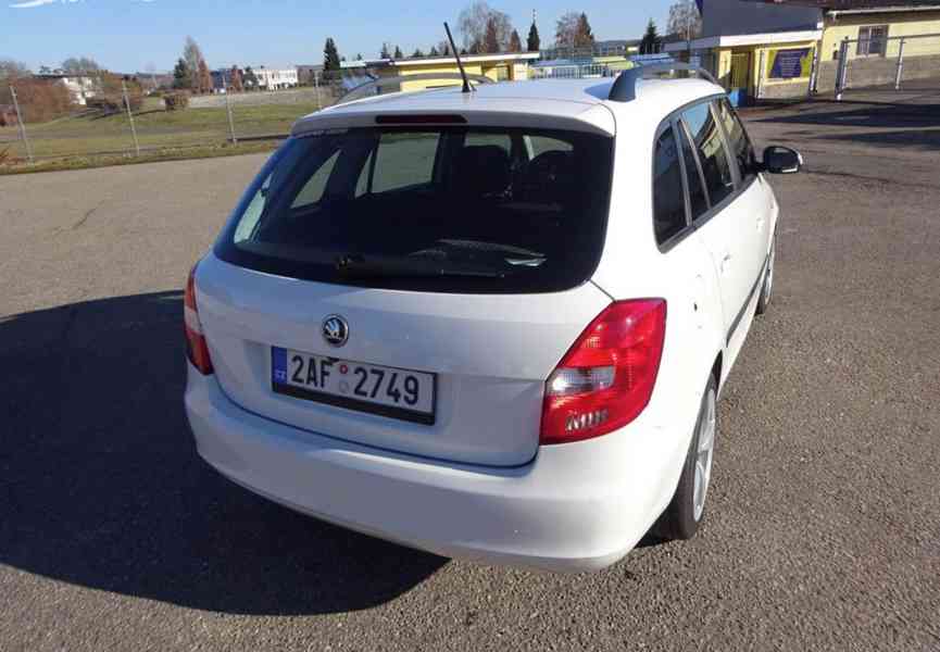 Škoda Fabia 1.2 TSI Combi r.v.2011 (63 kw) stk22027 - foto 4
