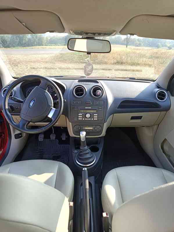 Ford Fiesta , 1,4 , GHIA - foto 14