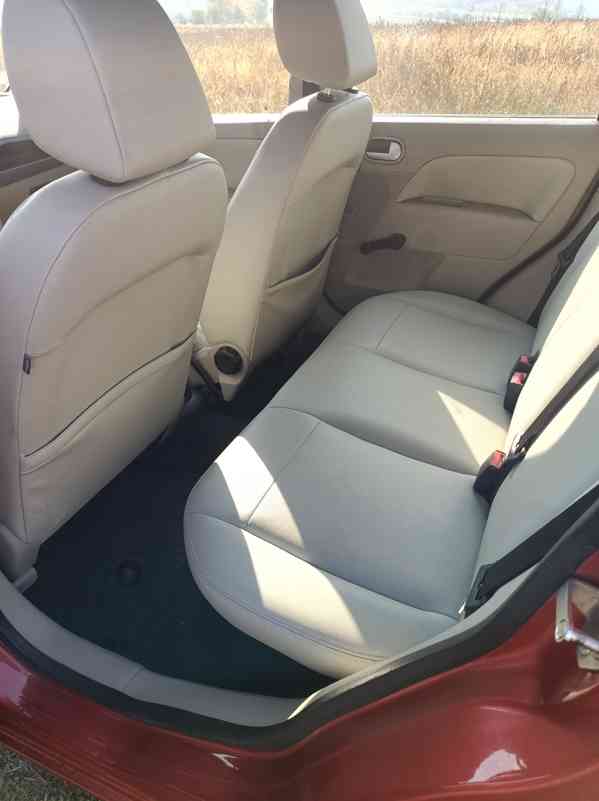 Ford Fiesta , 1,4 , GHIA - foto 11