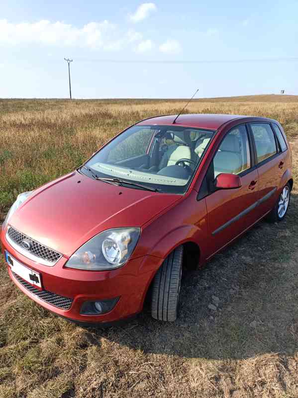 Ford Fiesta , 1,4 , GHIA - foto 3