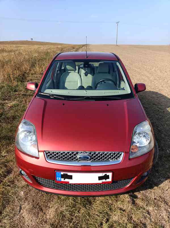 Ford Fiesta , 1,4 , GHIA - foto 2